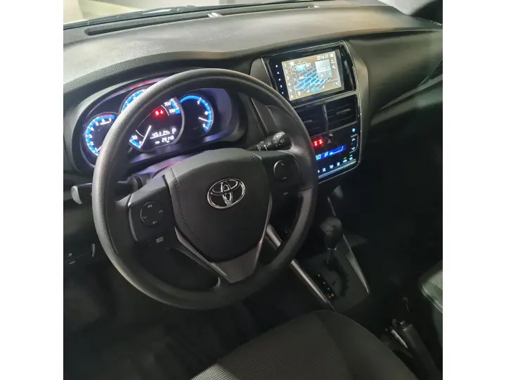 YARIS 1.5 16V FLEX SEDAN XL MULTIDRIVE