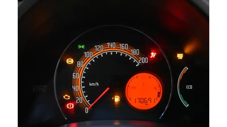 UNO - 1.0 EVO VIVACE 8V 2P MANUAL