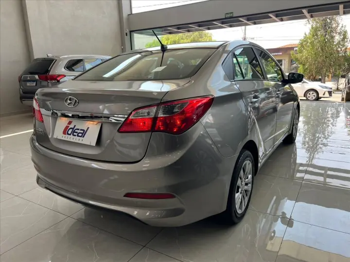 HB20S 1.0 COMFORT PLUS 12V FLEX 4P MANUAL