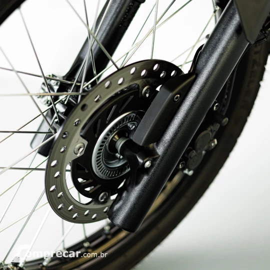 XRE 300 Sahara Rally