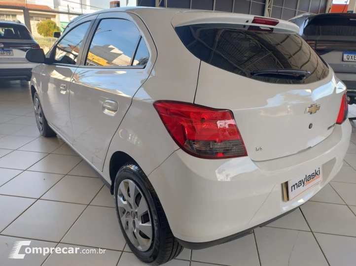 Onix Hatch 1.4 4P FLEX LT