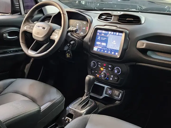 Renegade Long. T270 1.3 TB 4x2 Flex Aut.