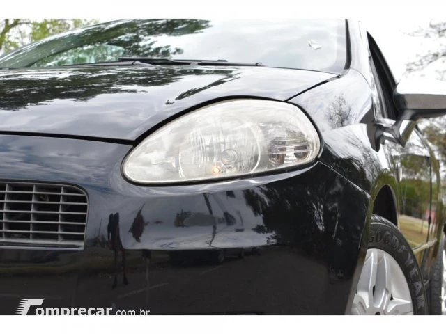 PUNTO - 1.4 ATTRACTIVE 8V 4P MANUAL