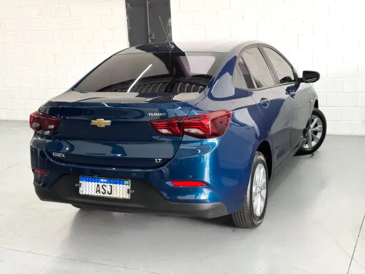 ONIX SEDAN Plus LT 1.0 12V TB Flex Aut.