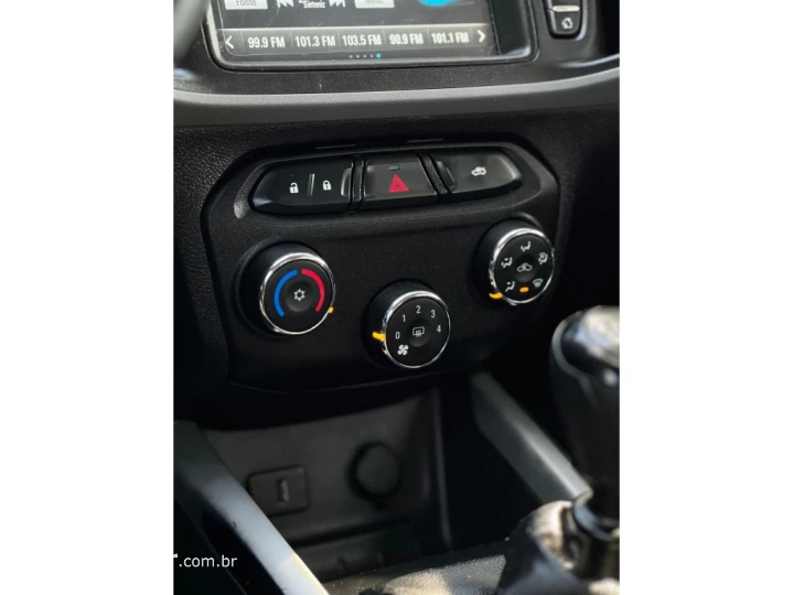 ONIX 1.4 MPFI LT 8V FLEX 4P MANUAL