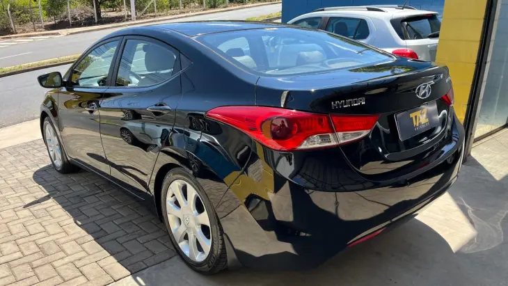 Elantra 1.8 16V 4P GLS AUTOMÁTICO