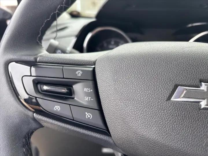 TRACKER 1.0 TURBO FLEX MIDNIGHT AUTOMÁTICO