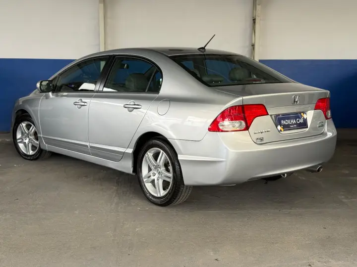 Civic Sedan EXS 1.8/1.8 Flex 16V Aut. 4p