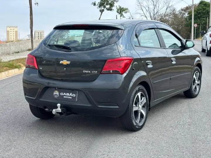 ONIX 1.4 MPFI LTZ 8V FLEX 4P MANUAL