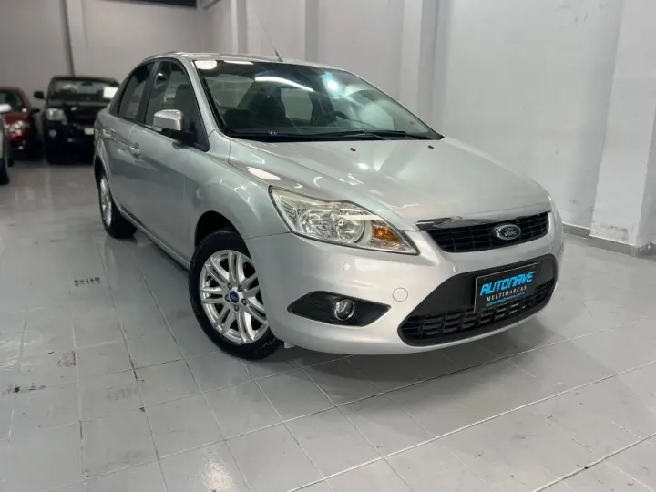 Focus Sedan 2.0 16V 4P GLX FLEX AUTOMÁTICO