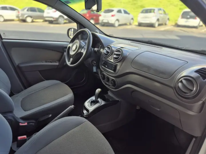 Palio ESSENCE Dualogic 1.6 Flex 16V 5p