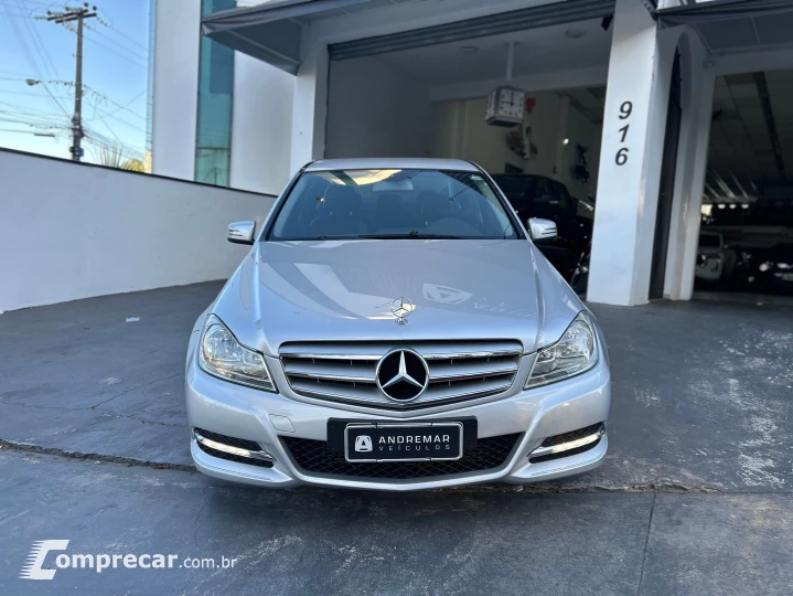 C 180 1.8 Cgi Classic 16V Turbo Gasolina 4P Automático