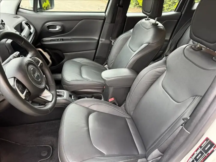 RENEGADE 1.8 16V Longitude