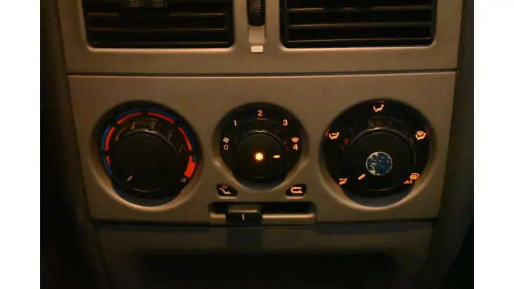 STRADA - 1.8 MPI ADVENTURE CD 8V 2P MANUAL