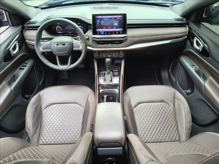 COMMANDER 1.3 T270 Turbo Overland