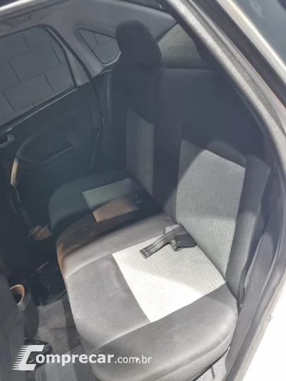 FIESTA 1.6 MPI Sedan 8V