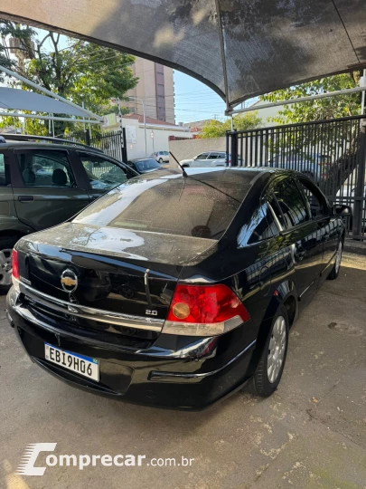 VECTRA 2.0 MPFI Expression 8V