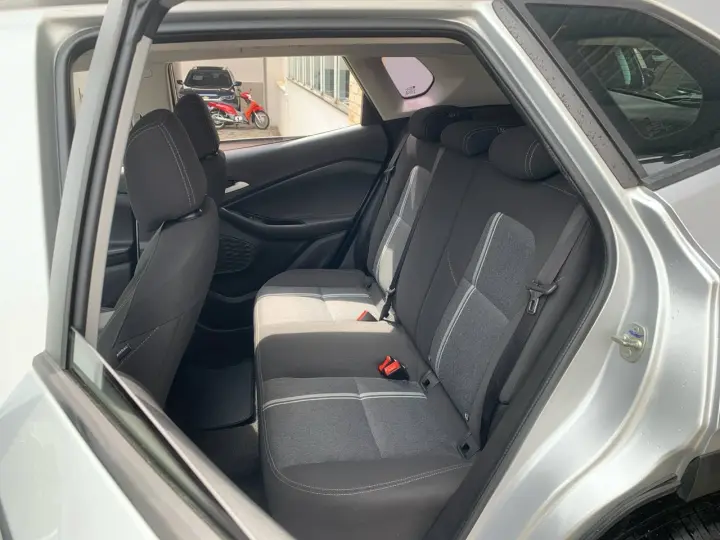 TRACKER LT 1.0 Turbo 12V Flex Aut.