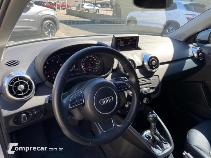 A1 1.4 TFSI Attraction 16V