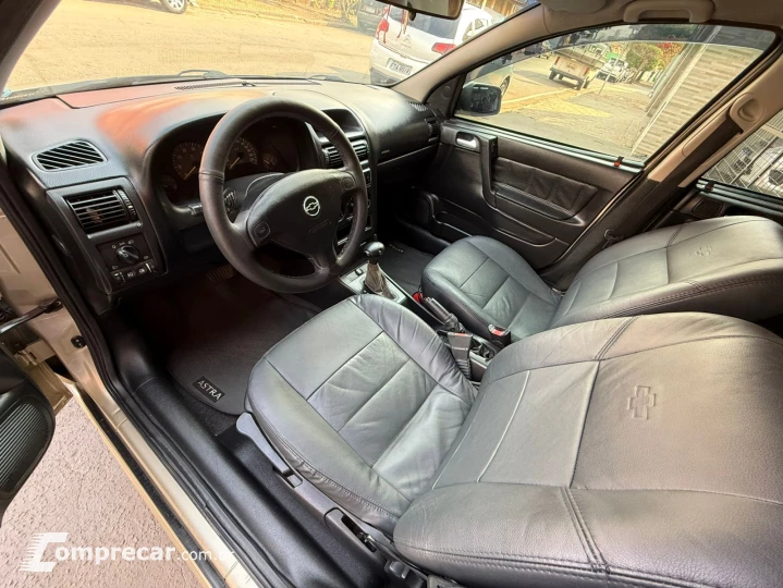 ASTRA 2.0 MPFI Advantage 8V