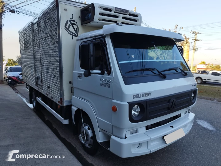 Delivery 10.160 + Baú Refrigerado