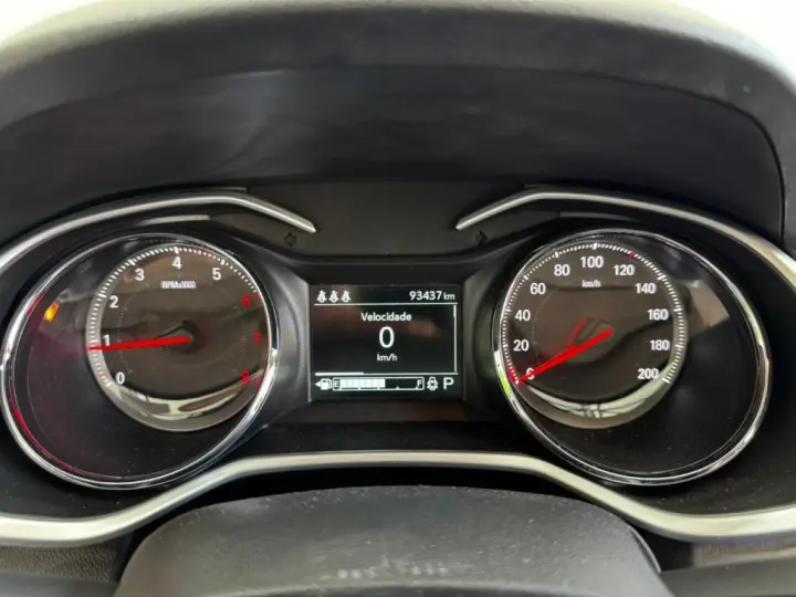 ONIX 1.0 TURBO FLEX PLUS PREMIER AUTOMÁTICO