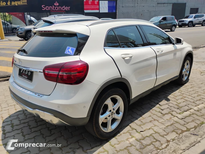 GLA 200 1.6 CGI Advance 16V Turbo