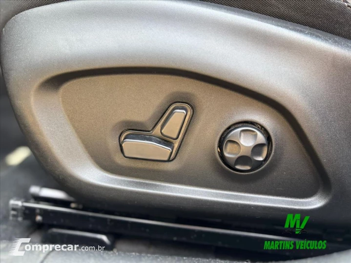 TORO 2.0 16V Turbo Ultra 4WD