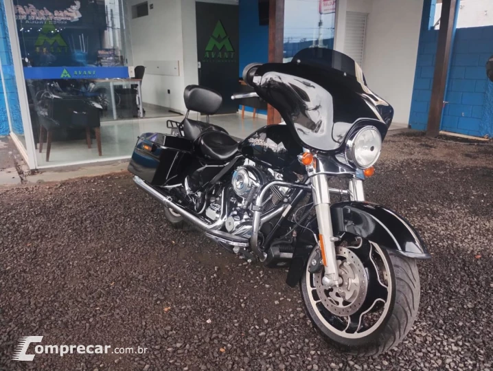 Street Glide FLHX 1700