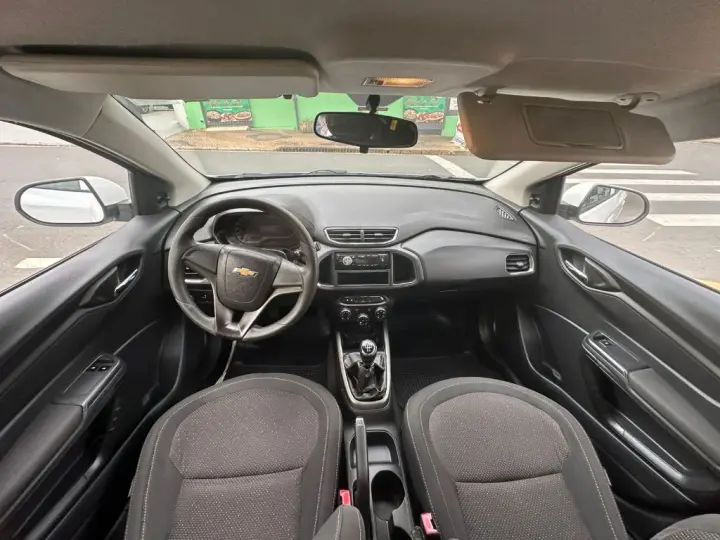 ONIX HATCH LT 1.0 8V FlexPower 5p Mec.