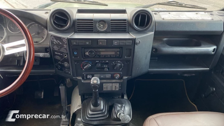 LAND ROVER DEFENDER 2.4 130 4X4 TURBO