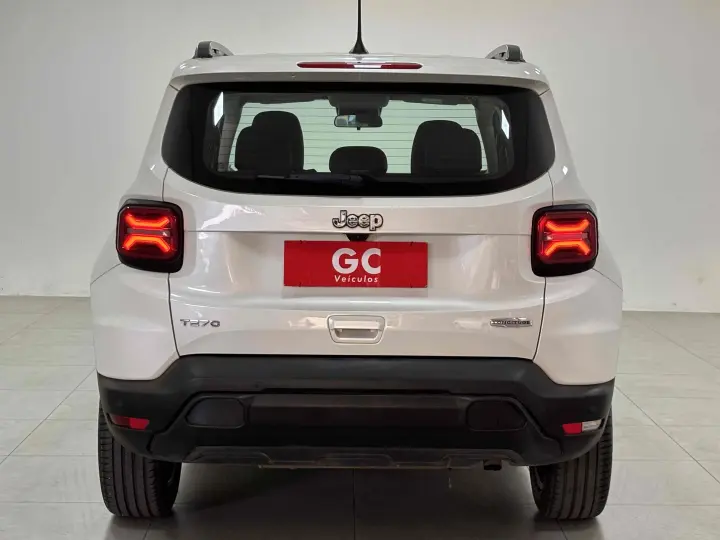 RENEGADE 1.3 T270 TURBO FLEX LONGITUDE AT6