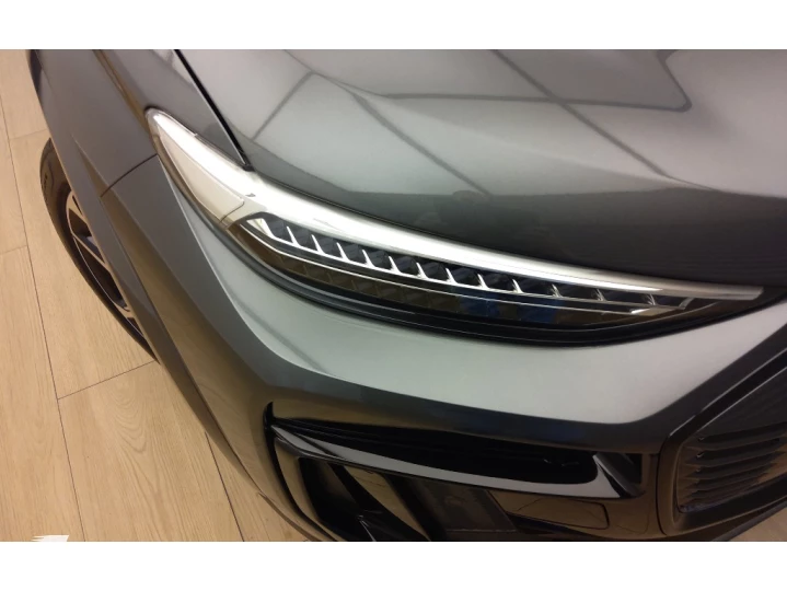 Q6 E-tron 100  KW ELÉTRICO PERFORMANCE BLACK QUATTRO