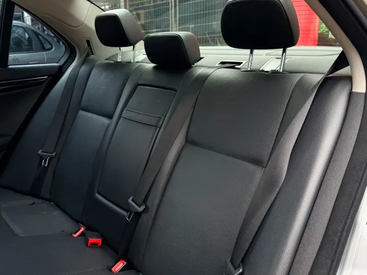 C 180 1.8 CGI Classic 16V Turbo