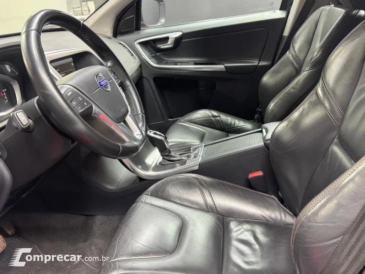 XC60 2.0 T5 DYNAMIC FWD TURBO 4P AUTOMÁTICO