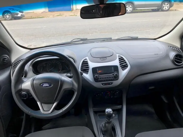 Ka 1.5 Sedan SE 12V Flex 4p Mec.