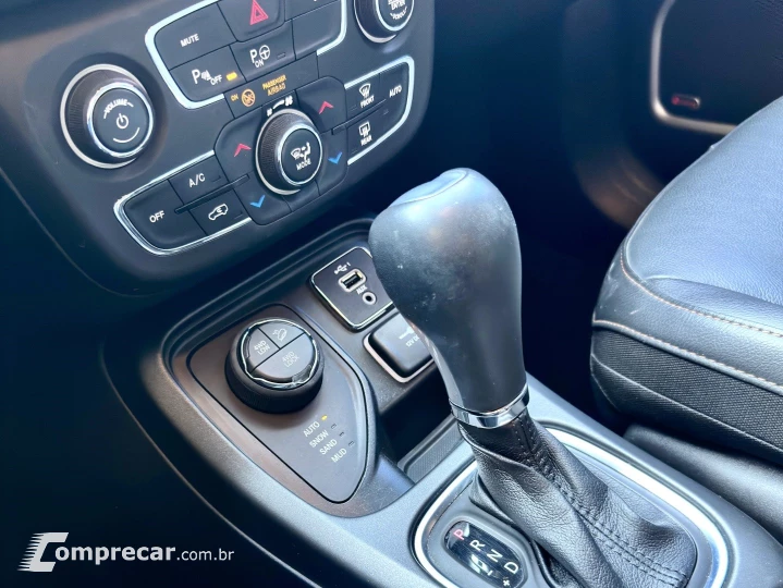 COMPASS 2.0 16V DIESEL LONGITUDE 4X4 AUTOMÁTICO