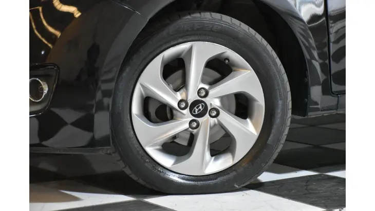 HB20S - 1.6 PREMIUM 16V 4P AUTOMÁTICO