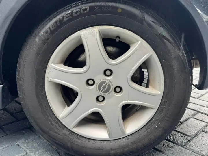 ASTRA 2.0 MPFI Advantage 8V