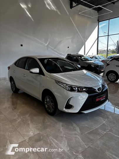 YARIS 1.5 16V Sedan XS