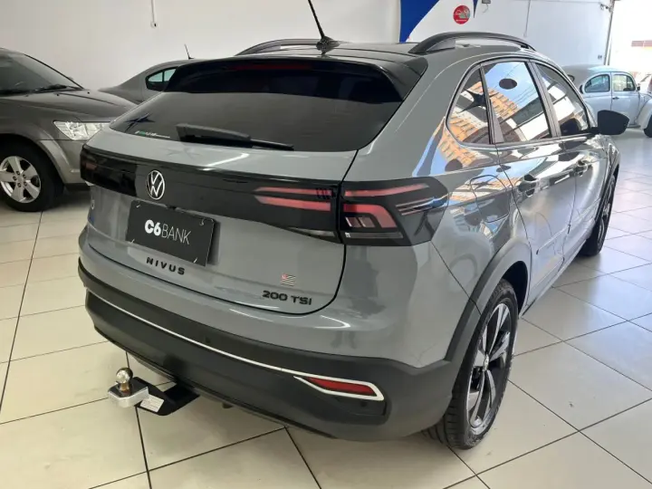 Nivus 1.0 4P FLEX 200 TSI HIGHLINE TURBO AUTOMÁTICO