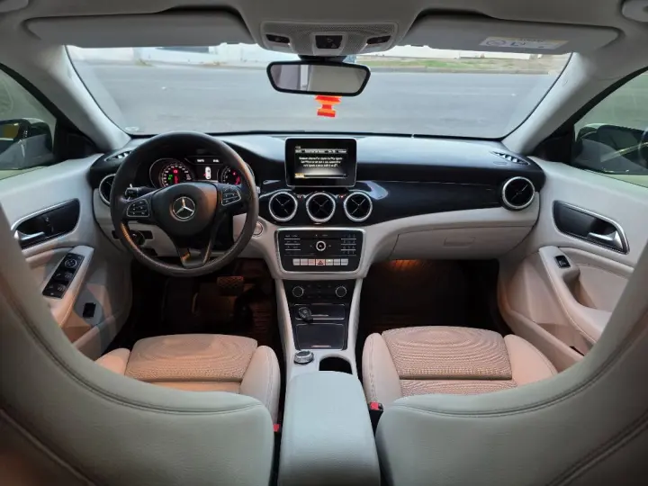 CLA-180 1.6 16V 122cv Aut.