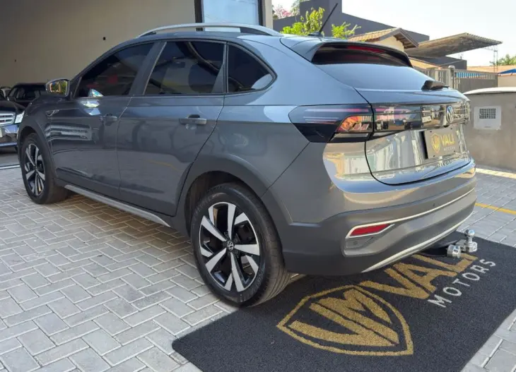 Nivus Highline 1.0 200 TSI Flex Aut.