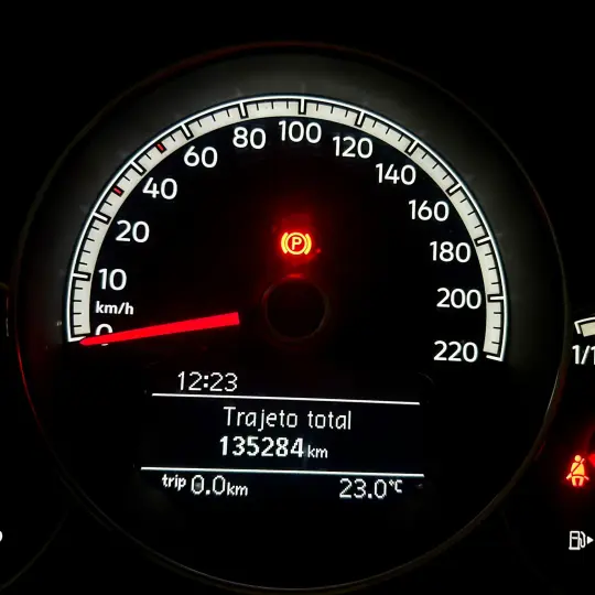 CROSS UP 1.0 TSI 12V