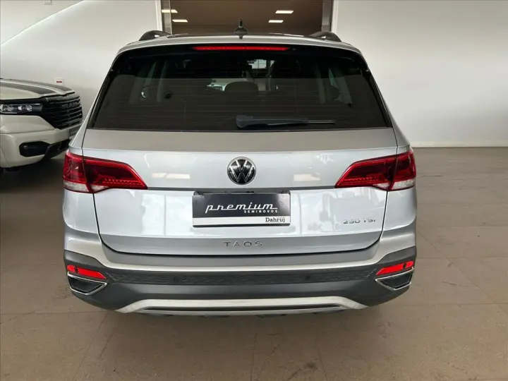 TAOS 1.4 250 TSI TOTAL FLEX COMFORTLINE AUTOMÁTICO