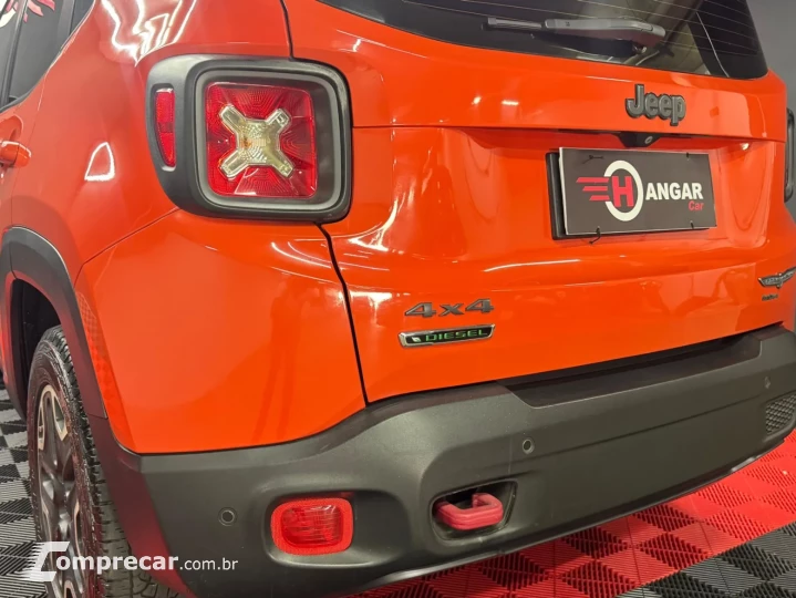RENEGADE 2.0 16V TURBO TRAILHAWK 4P 4X4 AUTOMÁTICO