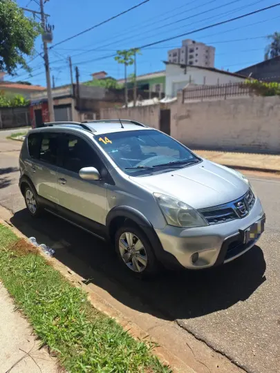 LIVINA 1.8 SL X-gear 16V