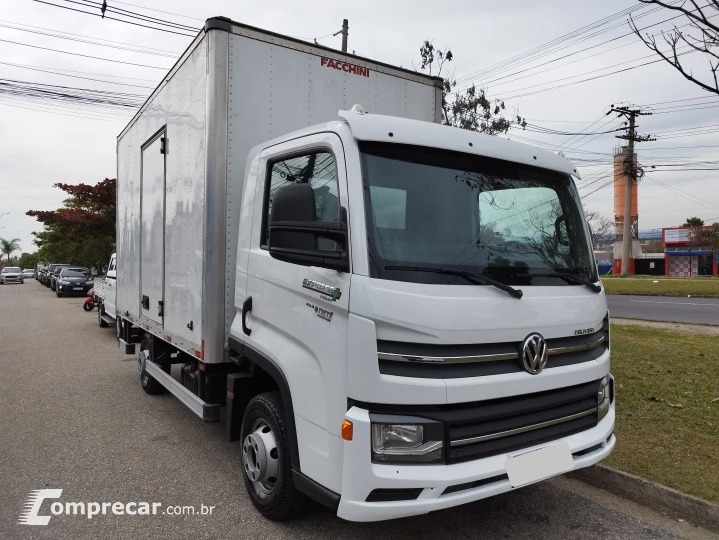 Delivery Express+  2.8 Prime + Baú Facchini