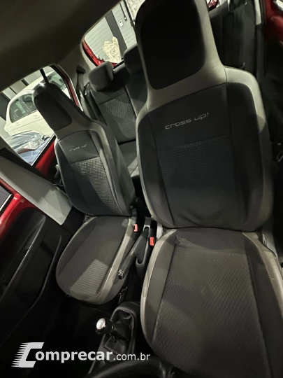 CROSS UP 1.0 TSI 12V