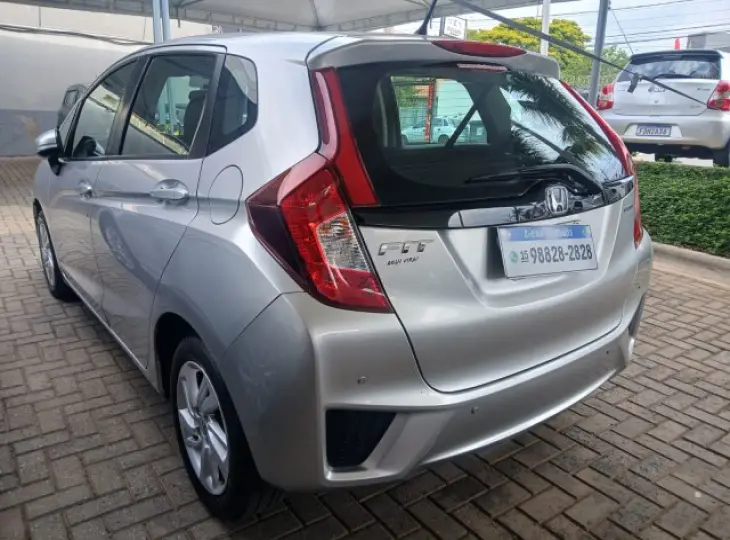 FIT - 1.5 LX 16V 4P AUTOMÁTICO